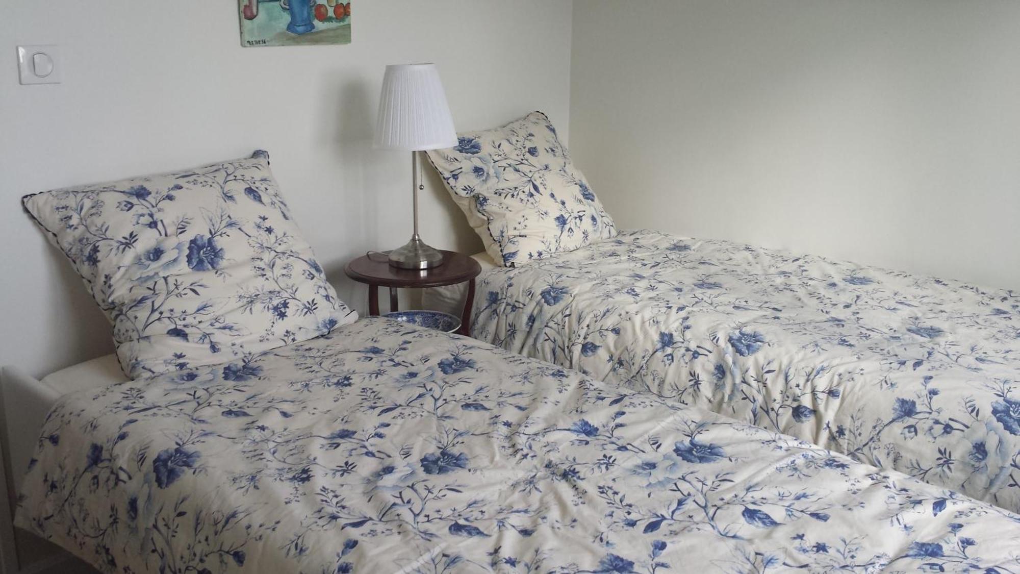 Emmanuel & Beatrice Bed & Breakfast Париж Екстериор снимка